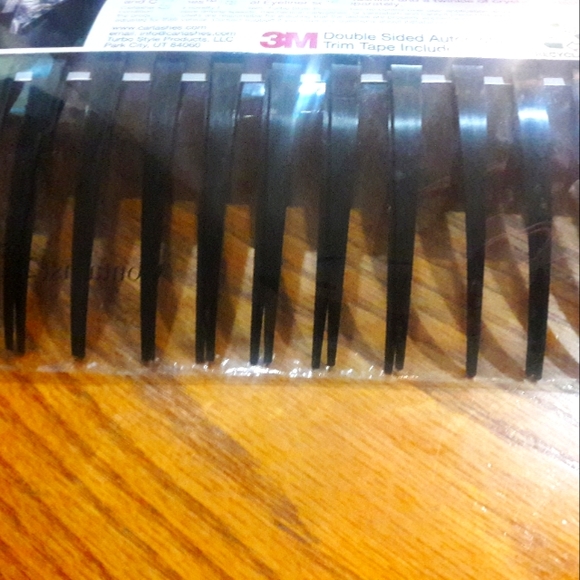 Car Lashes, Eye Lashes for your Car - Picture 3 of 4